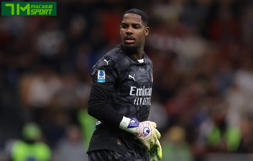 Man Utd cạnh tranh Chelsea để sở hữu Mike Maignan