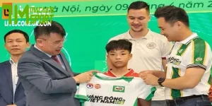 Ban tổ chức kiểm tra hồ sơ tuổi cầu thủ U1